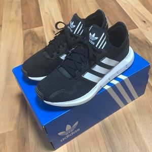 Adidas Swift Run